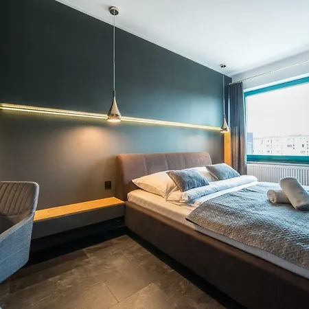 Apartman Black & White